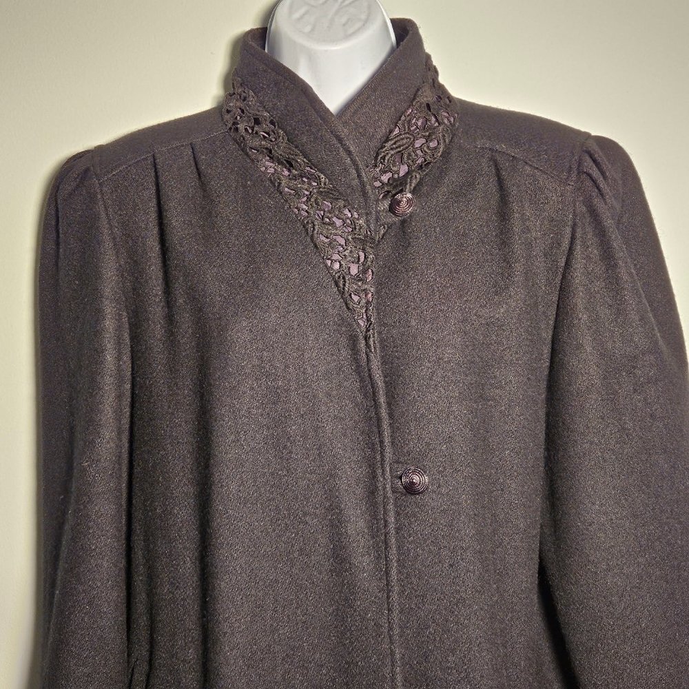 Julia Klein 3 Button Black Pea Coat with Lace Collar Vintage with Shoulder Pads - Picture 3 of 13